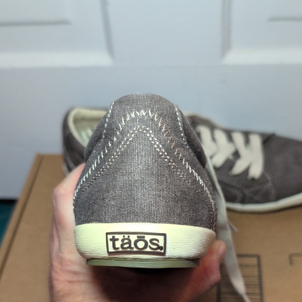 Taos Footwear Women's Gray Sneakers - Picture 7 of 7